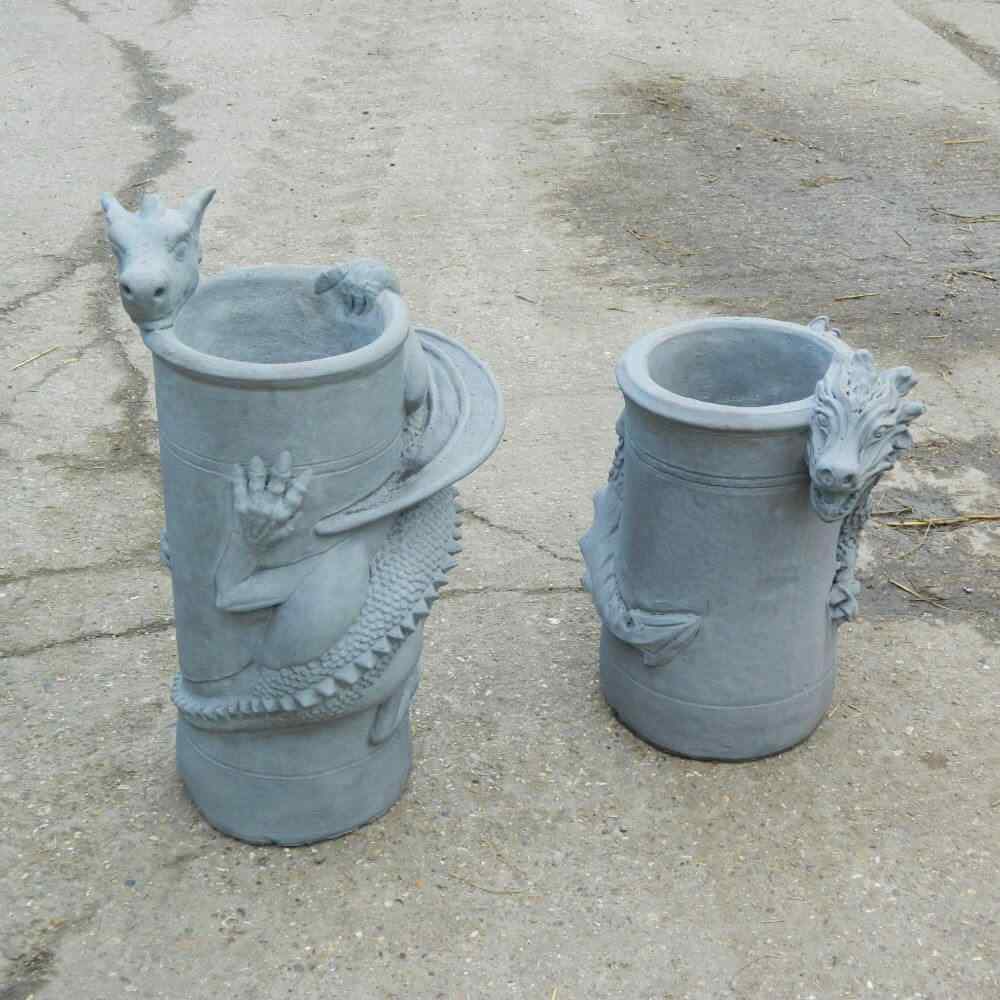 Screech bathstone dragon chimney pot