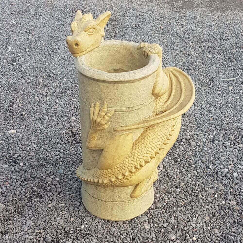 bathstone_two_tone_dragon_chimney_pot