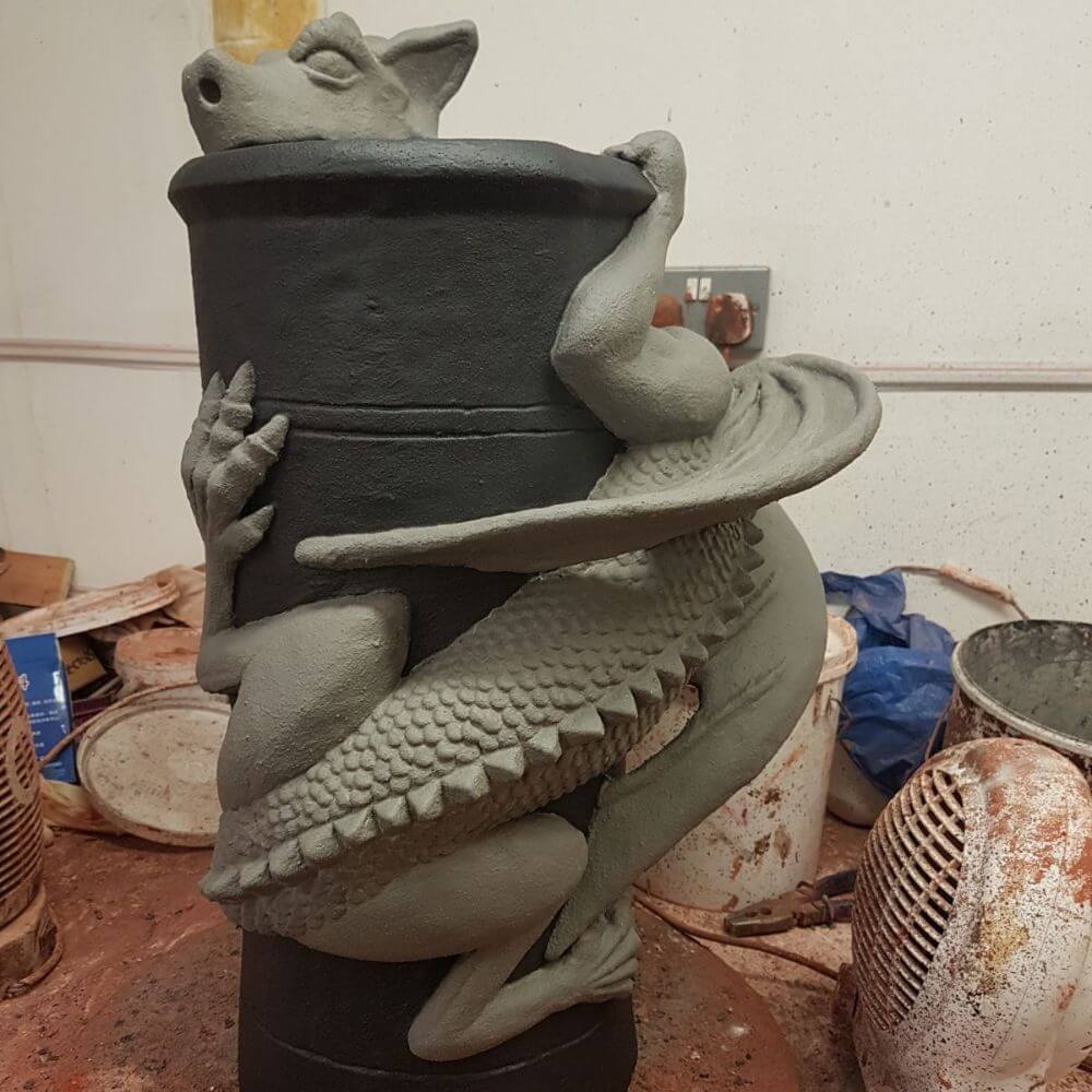 dragon_planter_chimney_pot_grey