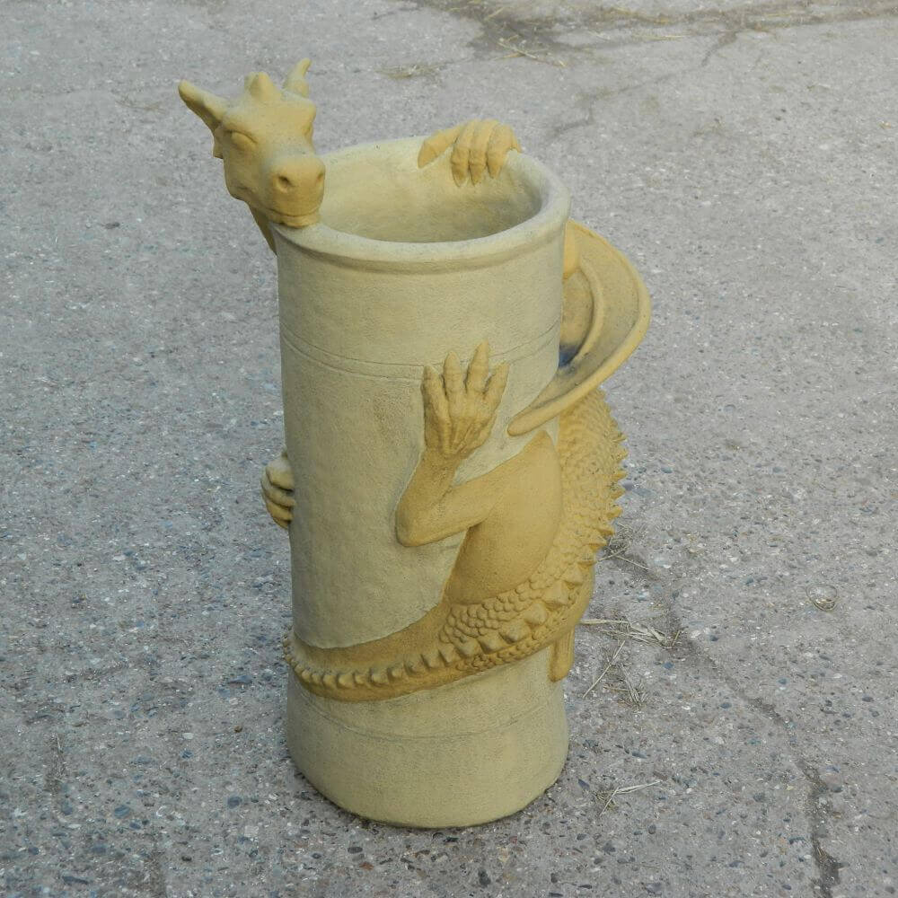 yellow_two_tone_dragon_chimney_pot